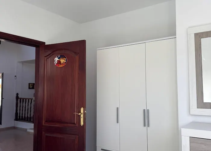 Βίλα Solerolo - Stunning In