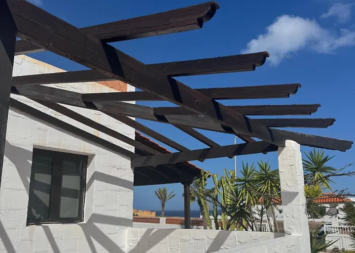 Solerolo - Stunning In Villa *