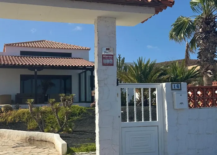 Solerolo - Stunning In Villa