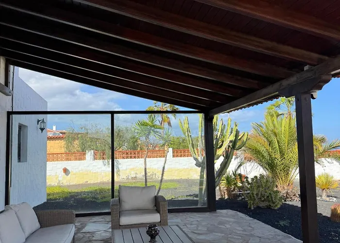 Villa Solerolo - Stunning In Parque Holandes